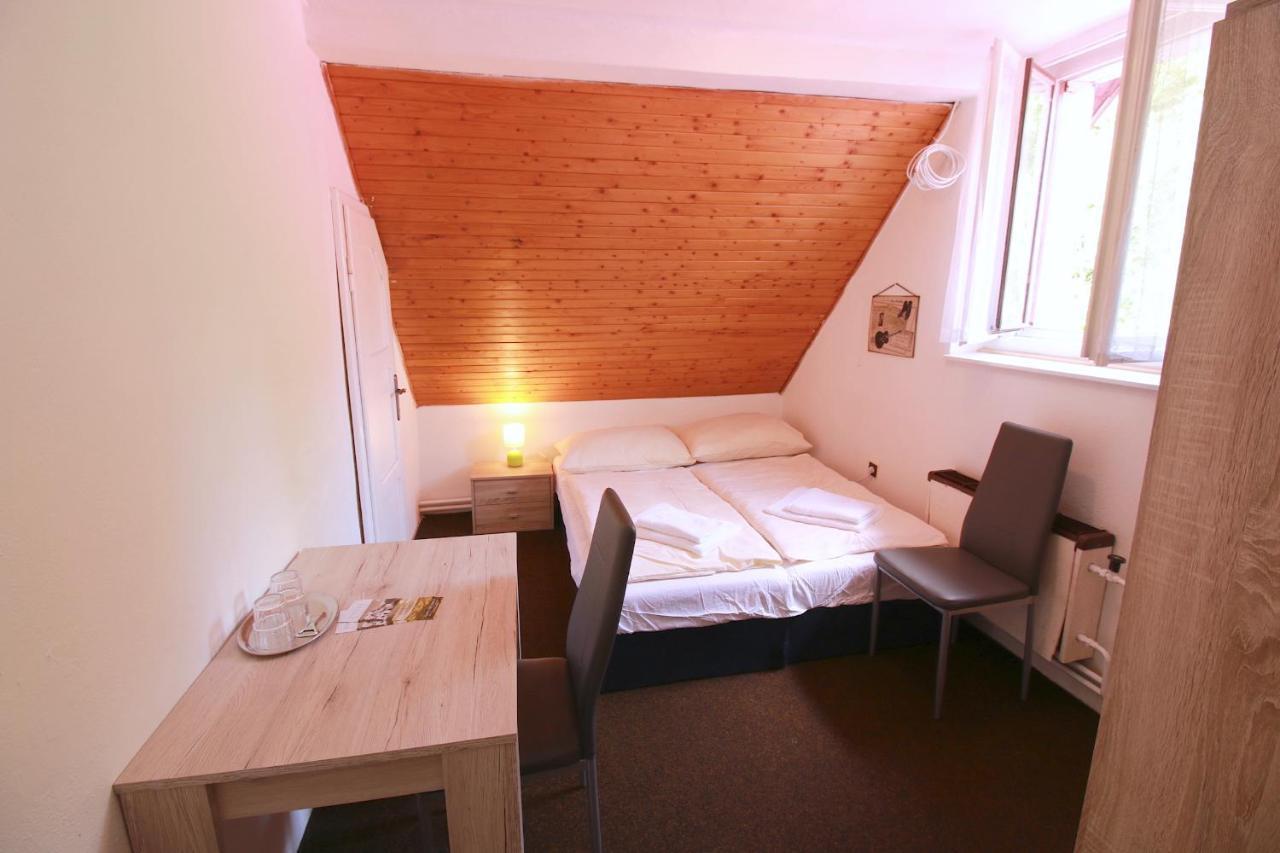 Penzion Paseky U Zapadlych Vlastencu Extérieur photo