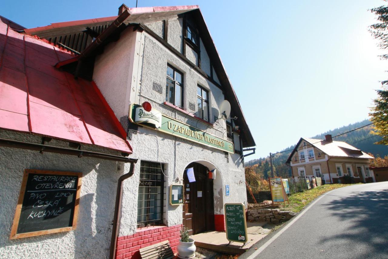 Penzion Paseky U Zapadlych Vlastencu Extérieur photo